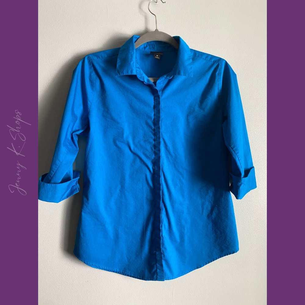 Worthington | Beautiful Blue Button-Up Blouse w/ 3/4 Inch Sleeves | Size: Medium